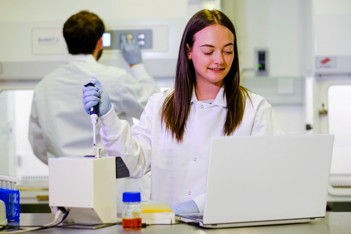 Kernel Capital investment – photo of Causeway Sensors in the lab